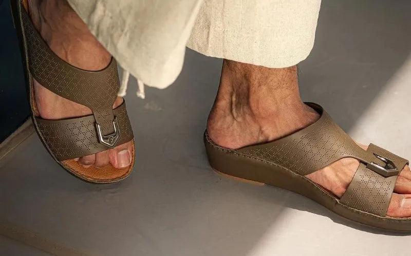 11 Best Sandals For Men In 2024 - Farada