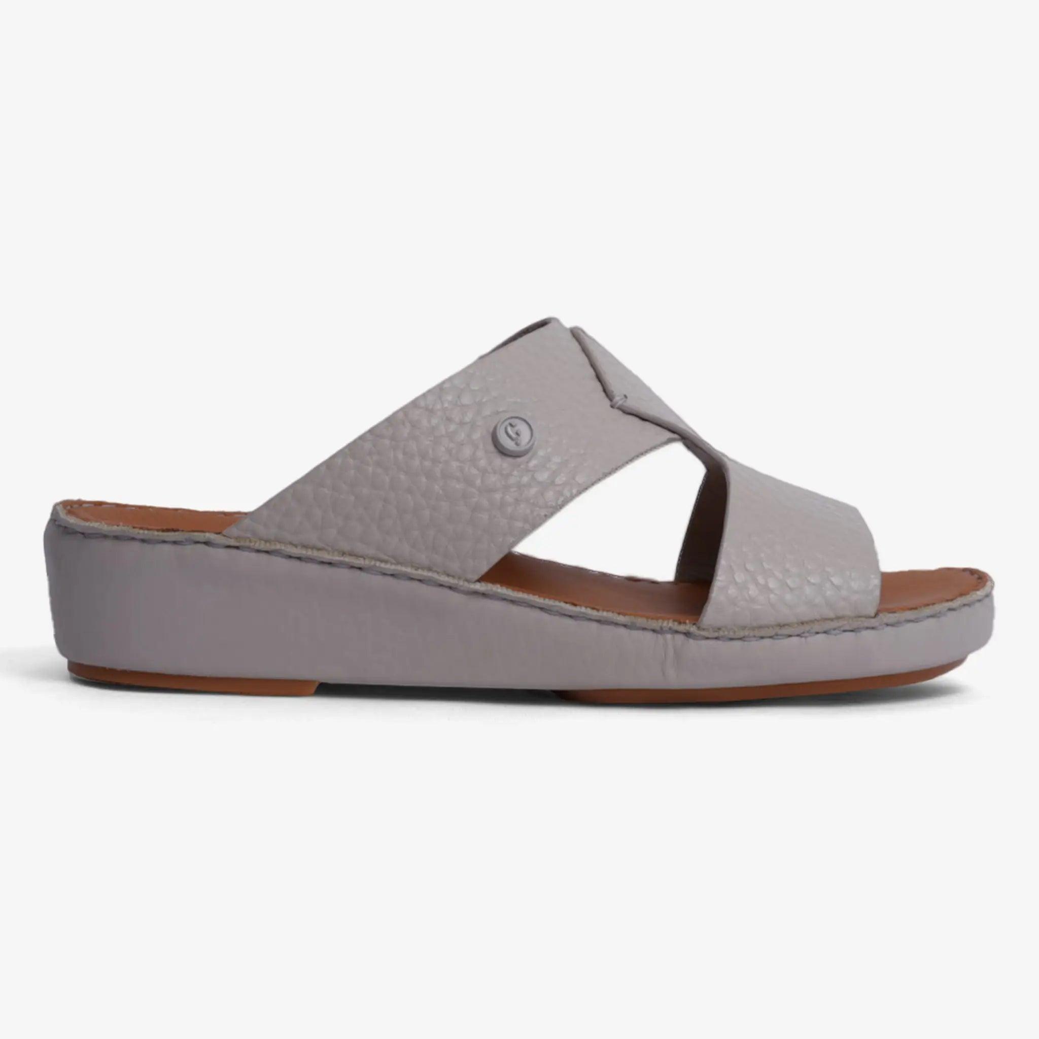 CLASSIC TAJ UNLINED GRAIN HAMMERED ARABIC SANDALS BEIGE - Farada