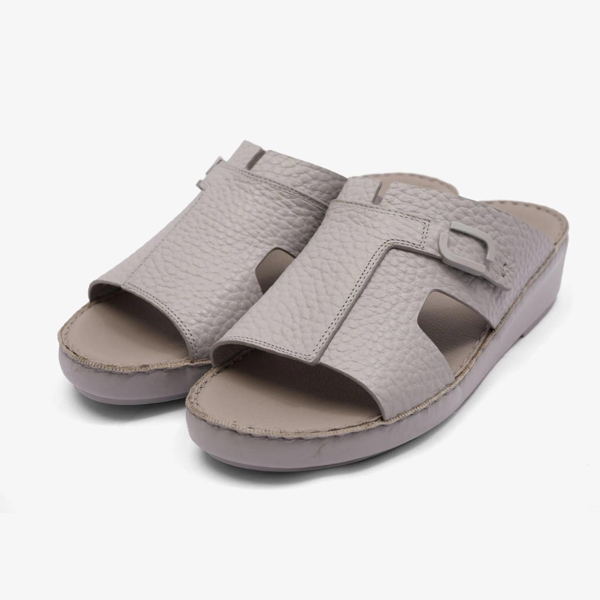 TRENDY UNLINED HAMMERED EINAUDI ARABIC SANDALS CHIME - Farada