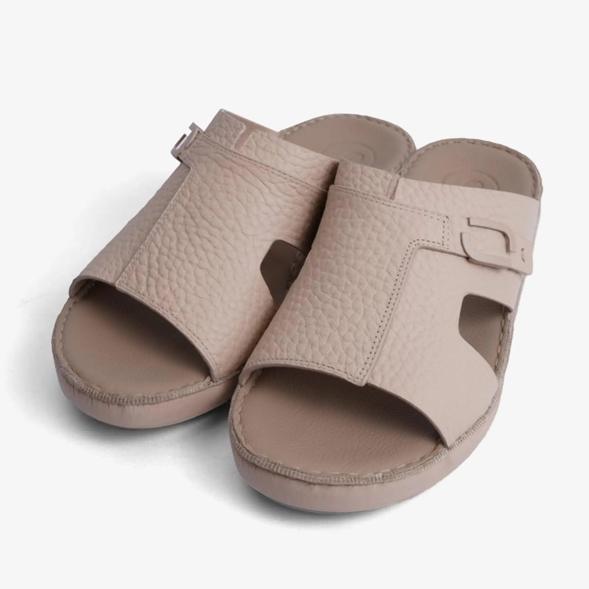 TRENDY UNLINED HAMMERED EINAUDI ARABIC SANDALS SAHARA - Farada