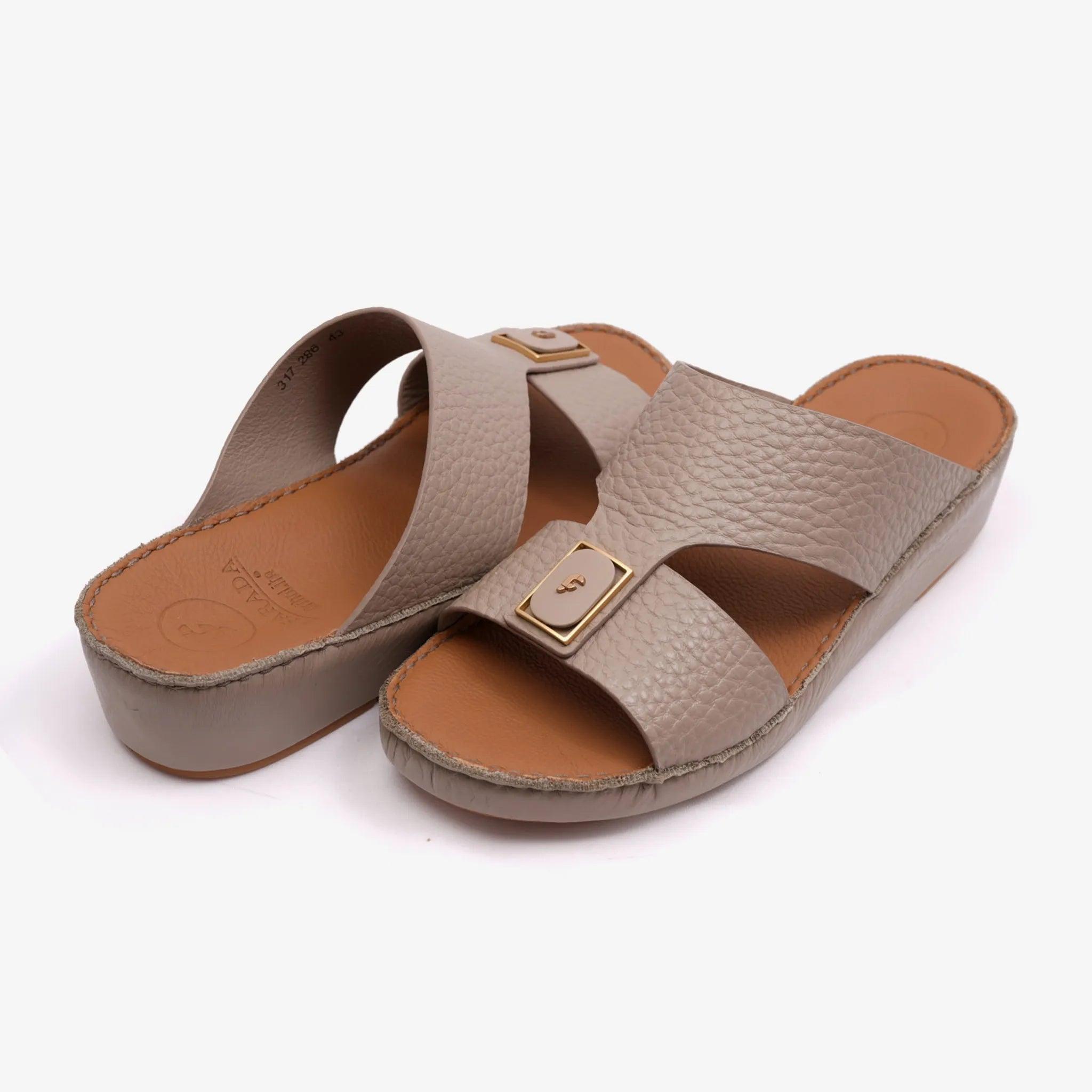 DAVINCI TIMELESS HAMMERED ARABIC SANDALS SANTORINI - Farada