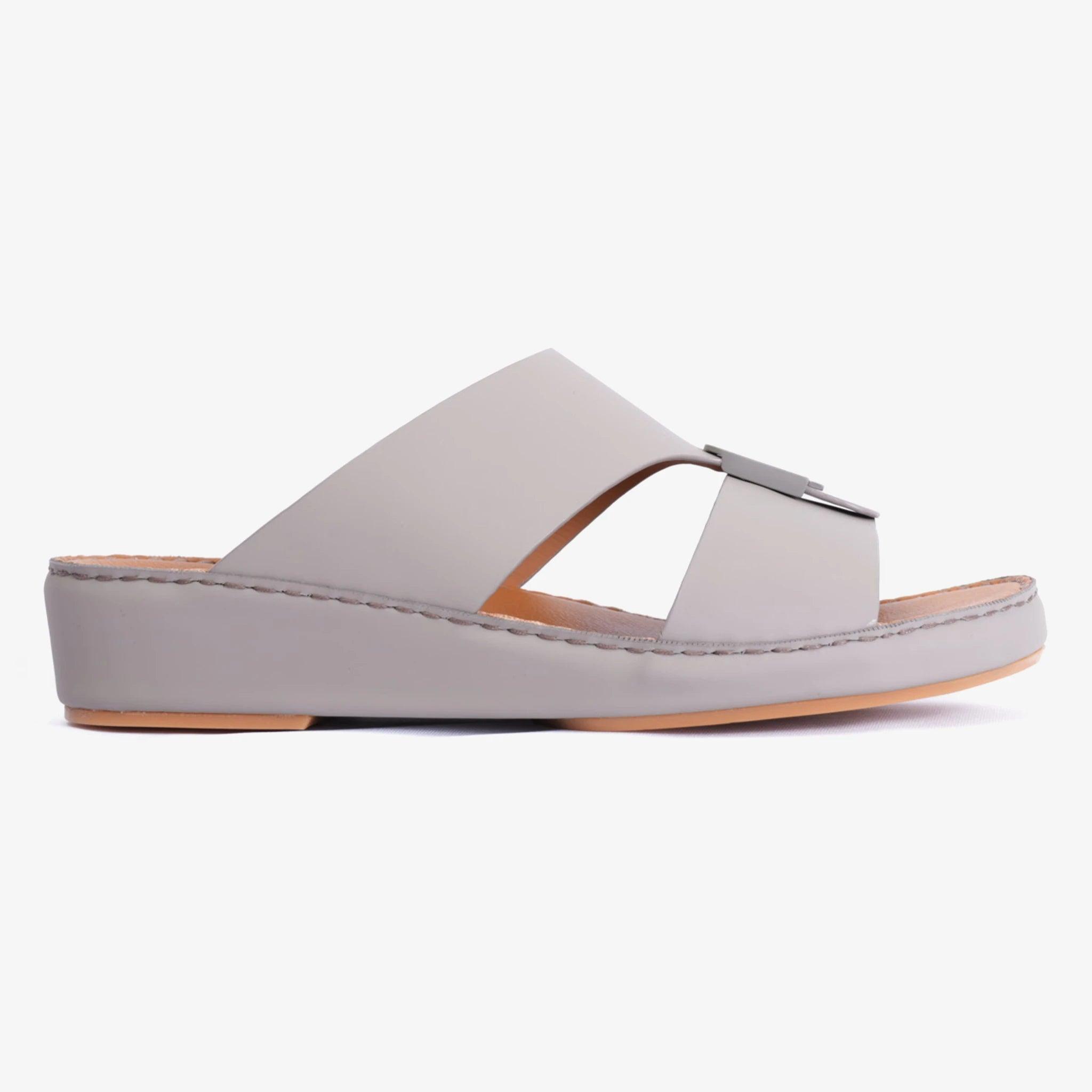 FARADA MATTE LEATHER SLIM ICONIC DOUBLE F TRIM ARABIC SANDAL LONDON SKY - Farada