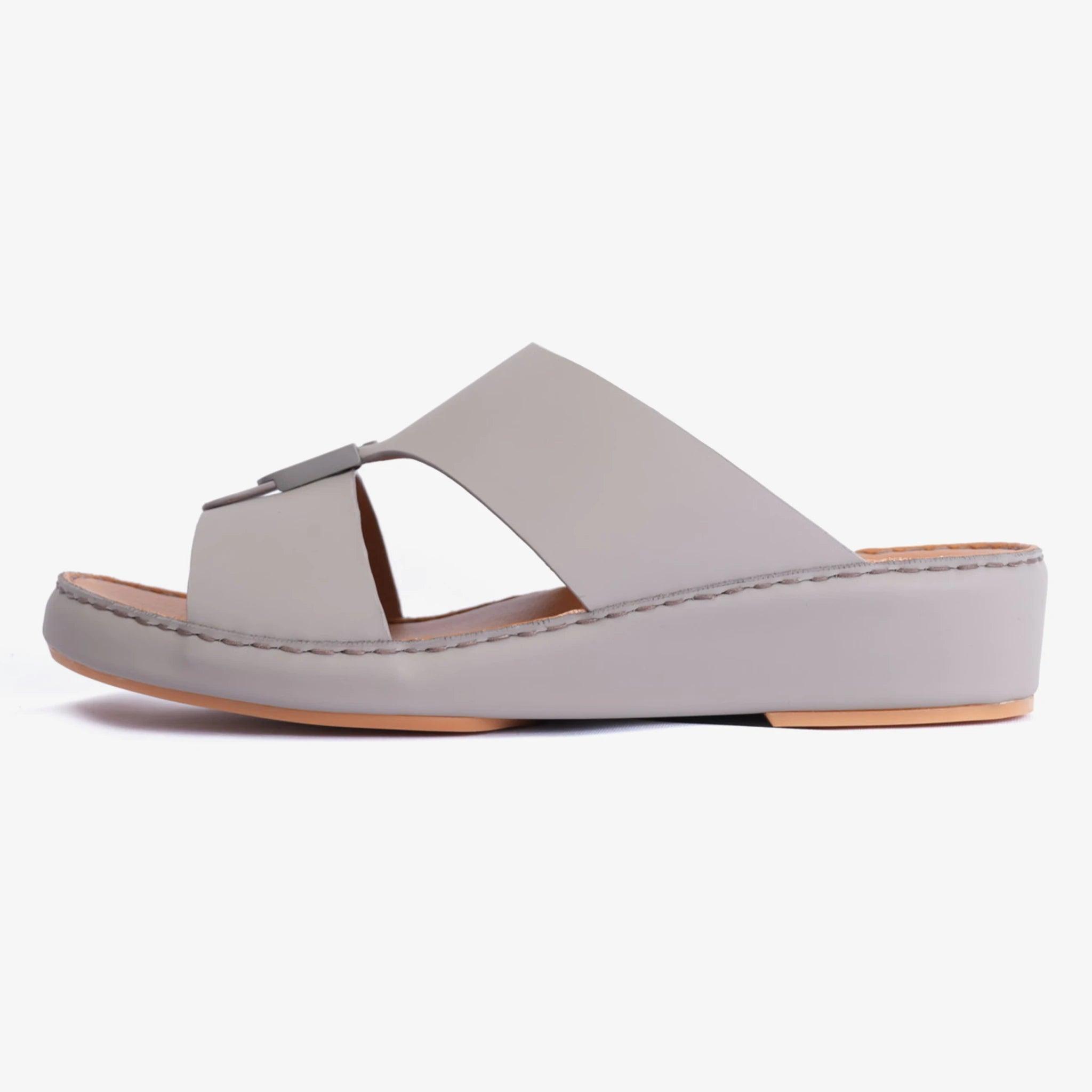 FARADA MATTE LEATHER SLIM ICONIC DOUBLE F TRIM ARABIC SANDAL LONDON SKY - Farada